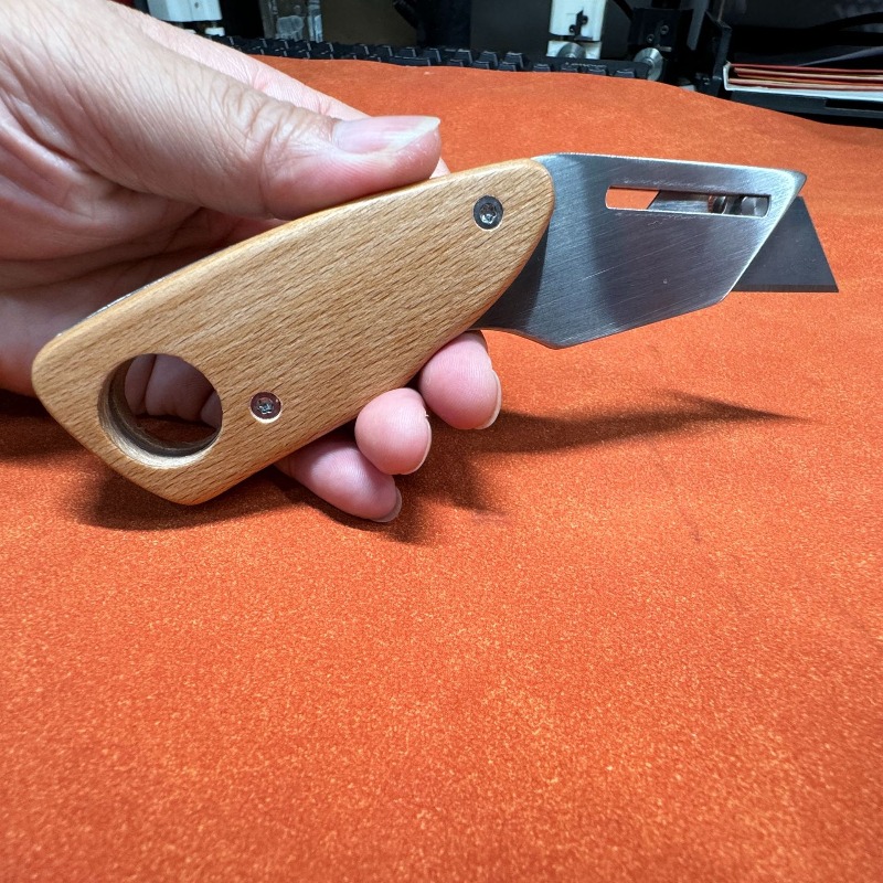 มีดตัดหนังสแตนเลสทรงสี่เหลี่ยม - Leatherwork Projects บทวิจารณ์และราคา