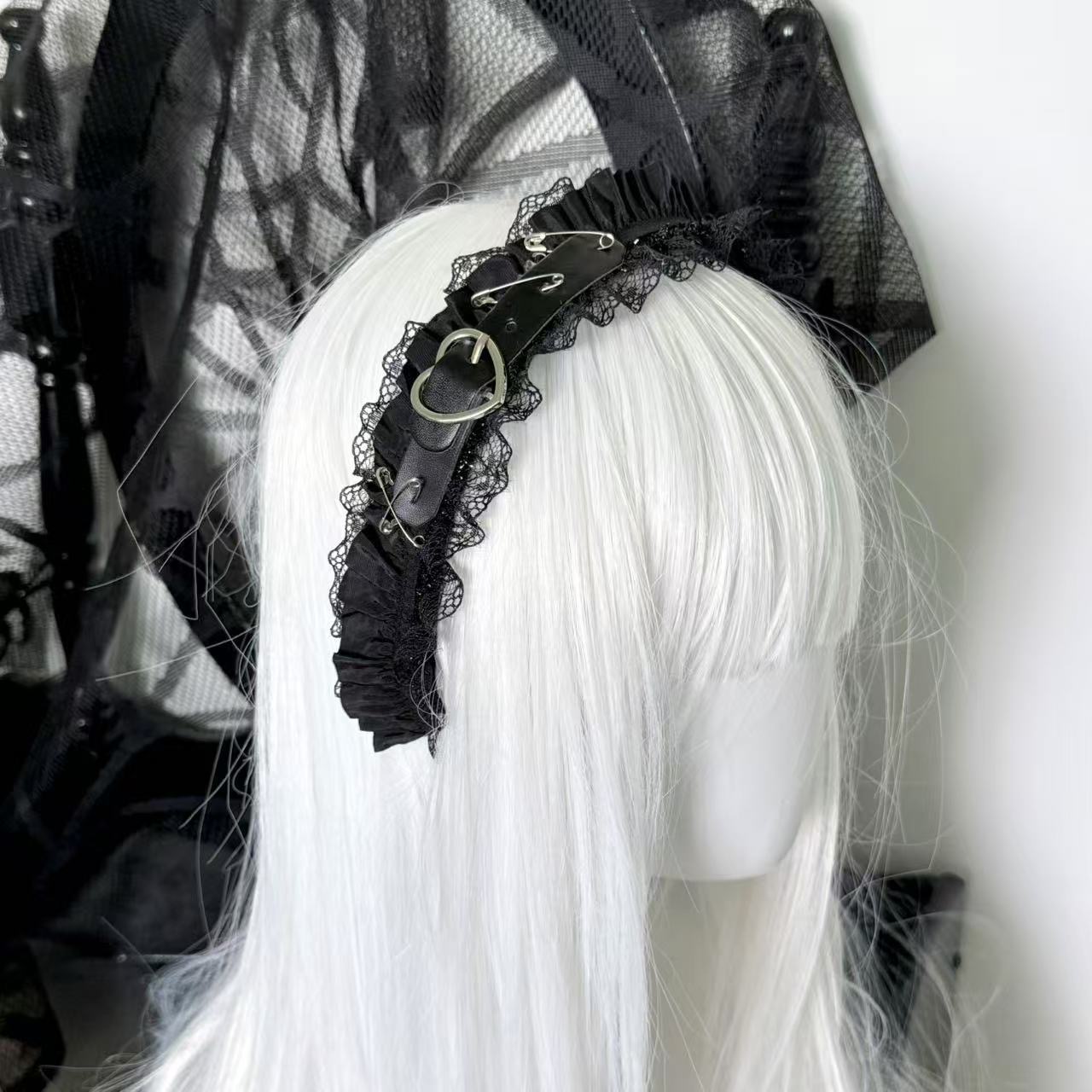 PUNK Lace Love BUCKLE หนัง PIN - Leatherwork Rings บทวิจารณ์และราคา